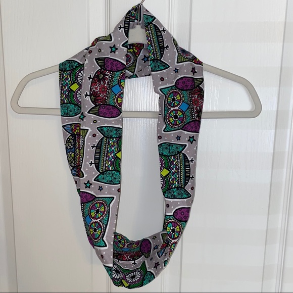 Owl Infinity Scarf - Picture 2 of 3
